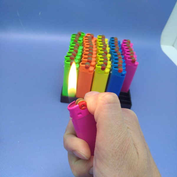 Зажигалка кремниевая газовая Bright Style